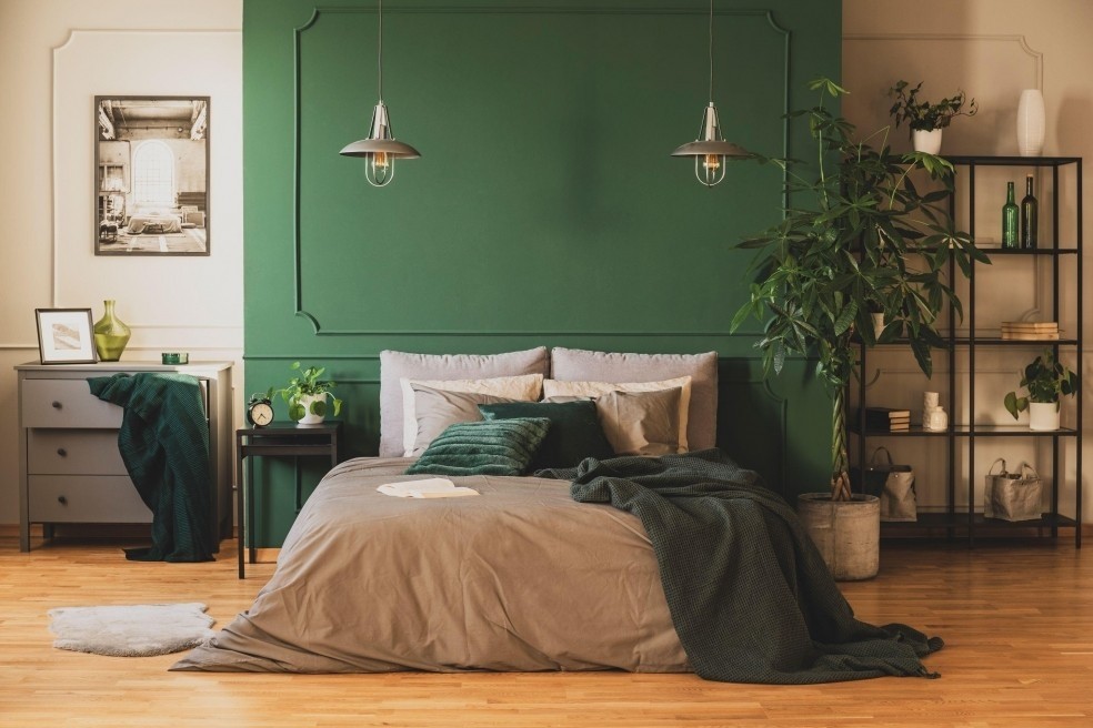 Серо-зеленый дизайн спальни.jpeg