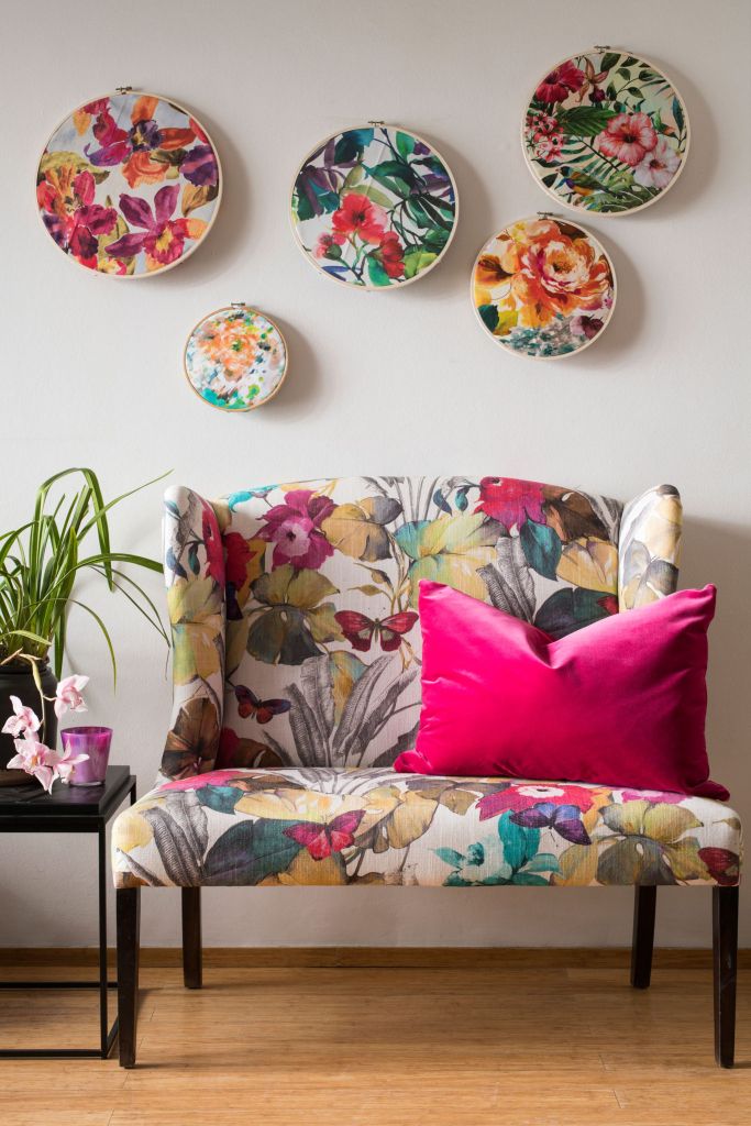 Add-floral-touches-to-your-home_couch.jpeg Add-floral-touches-to-your-home_couch.jpeg