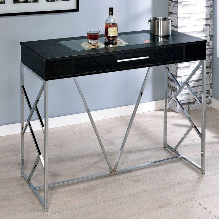 прямоугольный барный стол с хромированными ножками и черной столешницей с ящичком для хранения.jpeg