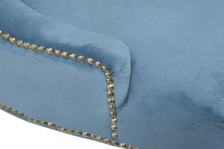 Стул мягкий с бежевыми деревянными ножками изумрудный