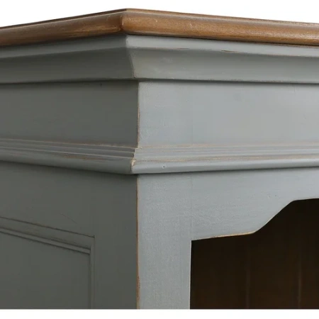 верхний угол серого шкафа Директория