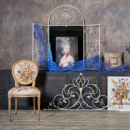 Стул «12 месяцев цветения», версия Ноябрь