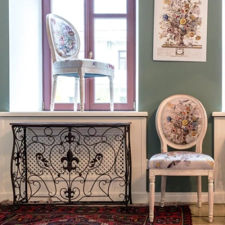 Стул «12 месяцев цветения», версия Ноябрь