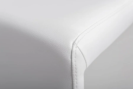 Стул белый дизайнерский