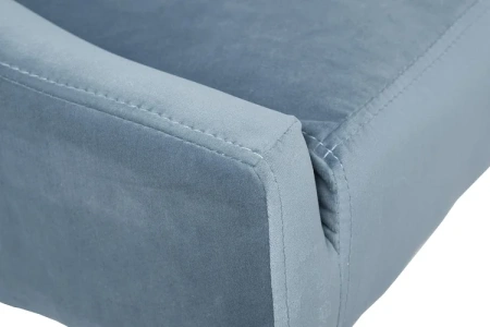 Стул мягкий с металлическими ножками изумрудный