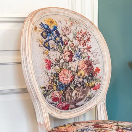 Стул «12 месяцев цветения», версия Июнь