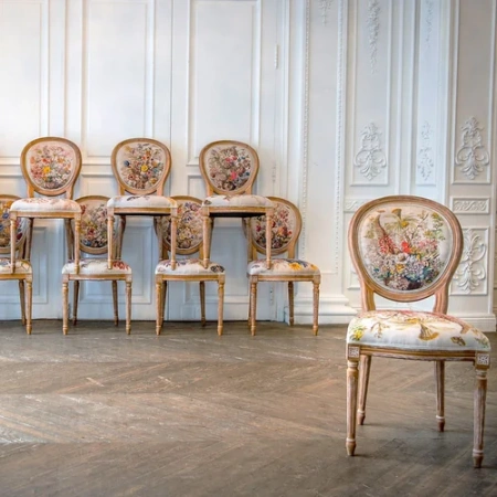 Стул «12 месяцев цветения», версия Ноябрь