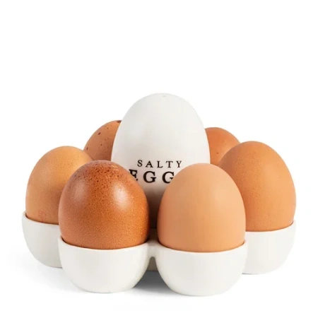 Подставка для яиц с солонкой Salty Eggs