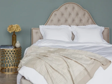 Кровать двуспальная 180х200 желтая с каретной стяжкой Alina Tufted Wheat